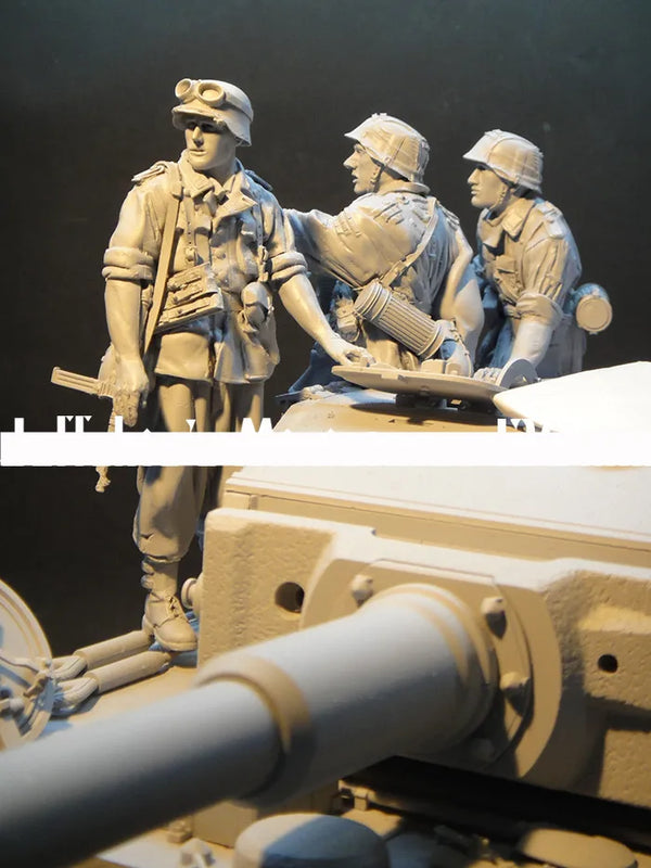 1/16 WWI Soldiers with Artillery, 3 Figures, Resin Model Figure Kit, Unassembled and Unpainted
