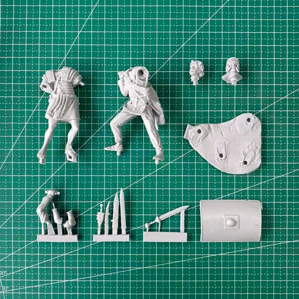 1/24 Ancient Roman Legionaries, 4 Figures, Resin Model Figure Kit, Unassembled and Unpainted