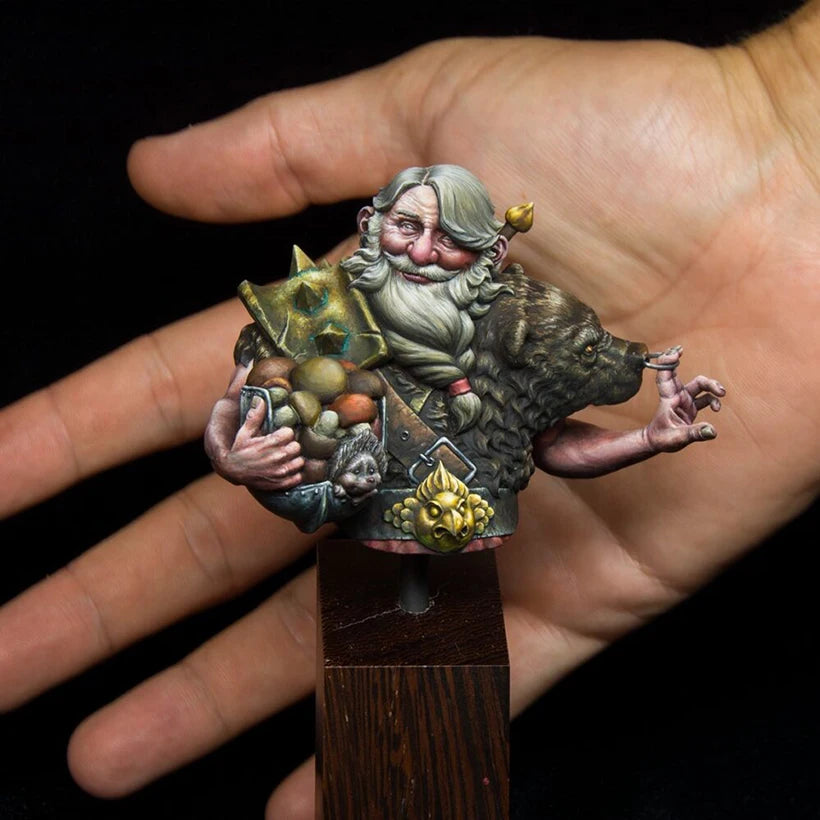 1/10 Dwarf Fighter in Ornate Plate Armor, Resin Model Bust Kit, Fantasy Theme, Unassembled and Unpainted
