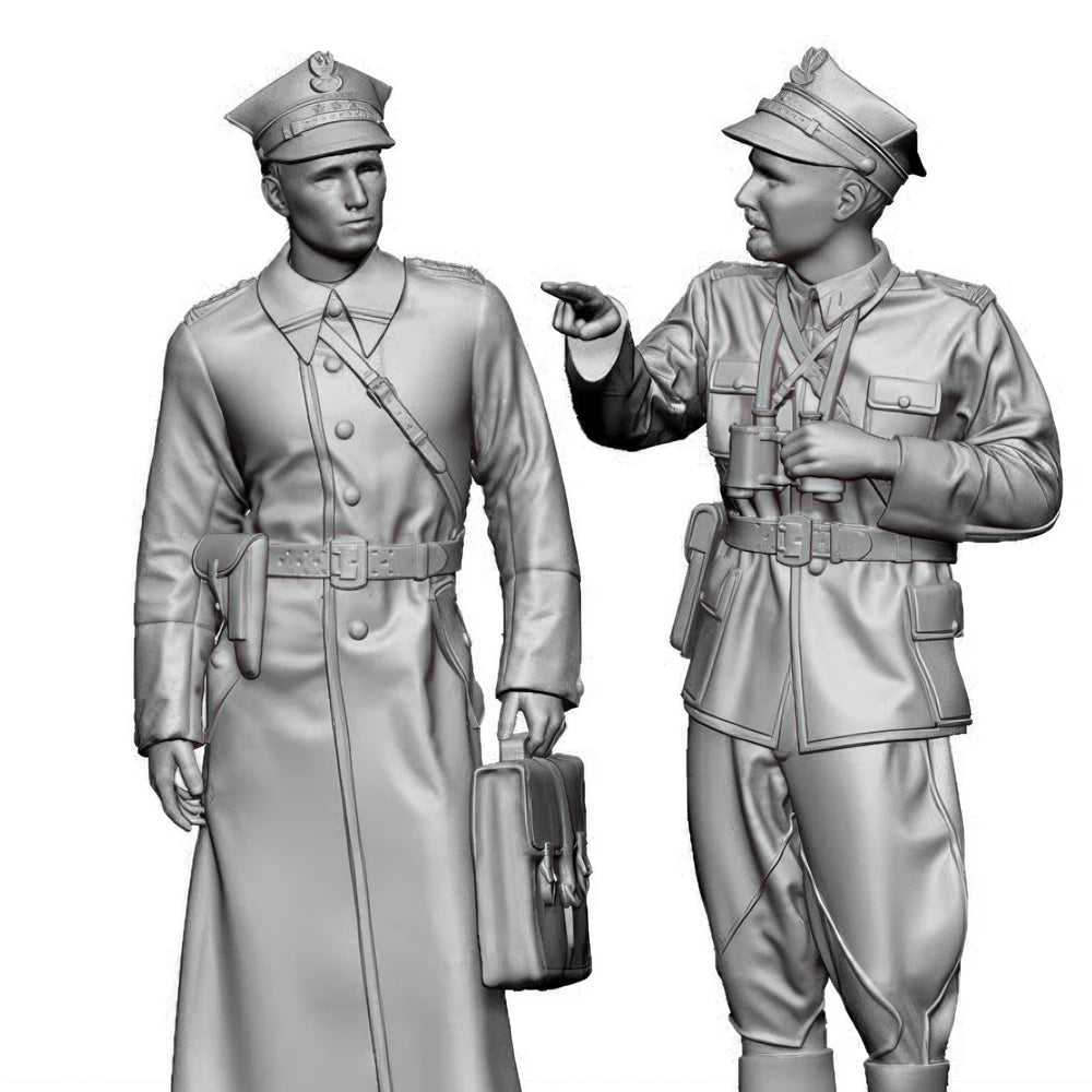 1/35 WWII Polish Officers, 2 Figures, Resin Model Figure Kit, Unassembled and Unpainted