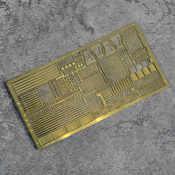 1/35 Cold War Soviet Soldier Equipment, Resin Model Figure Kit, Unassembled and Unpainted