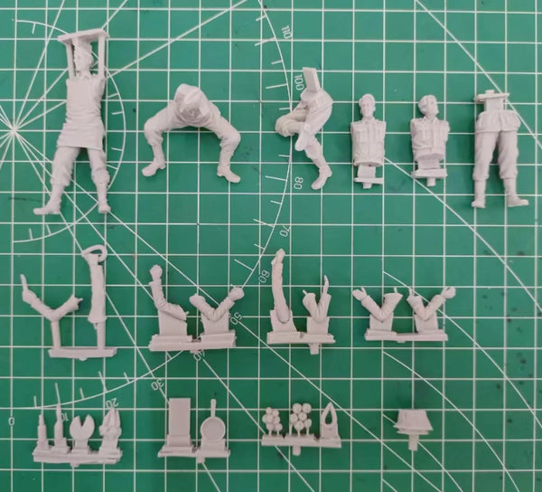 1/35 WWI Soldiers Resting in Camp, 4 Figures, Resin Model Figure Kit, Unassembled and Unpainted