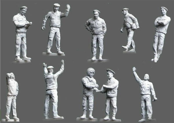 1/72 Cold War Soviet Aircraft Crew, 9 Figures, Resin Model Figure Kit, Unassembled and Unpainted