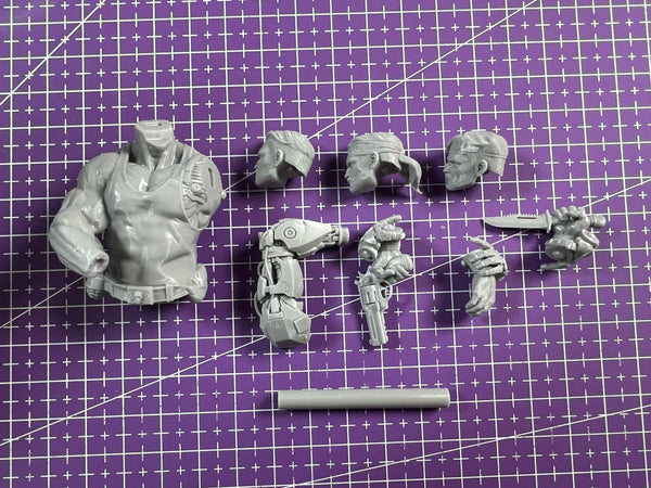 52mm Alien Robot Warrior, Resin Model Figure Kit, Sci-Fi Theme, Unassembled and Unpainted