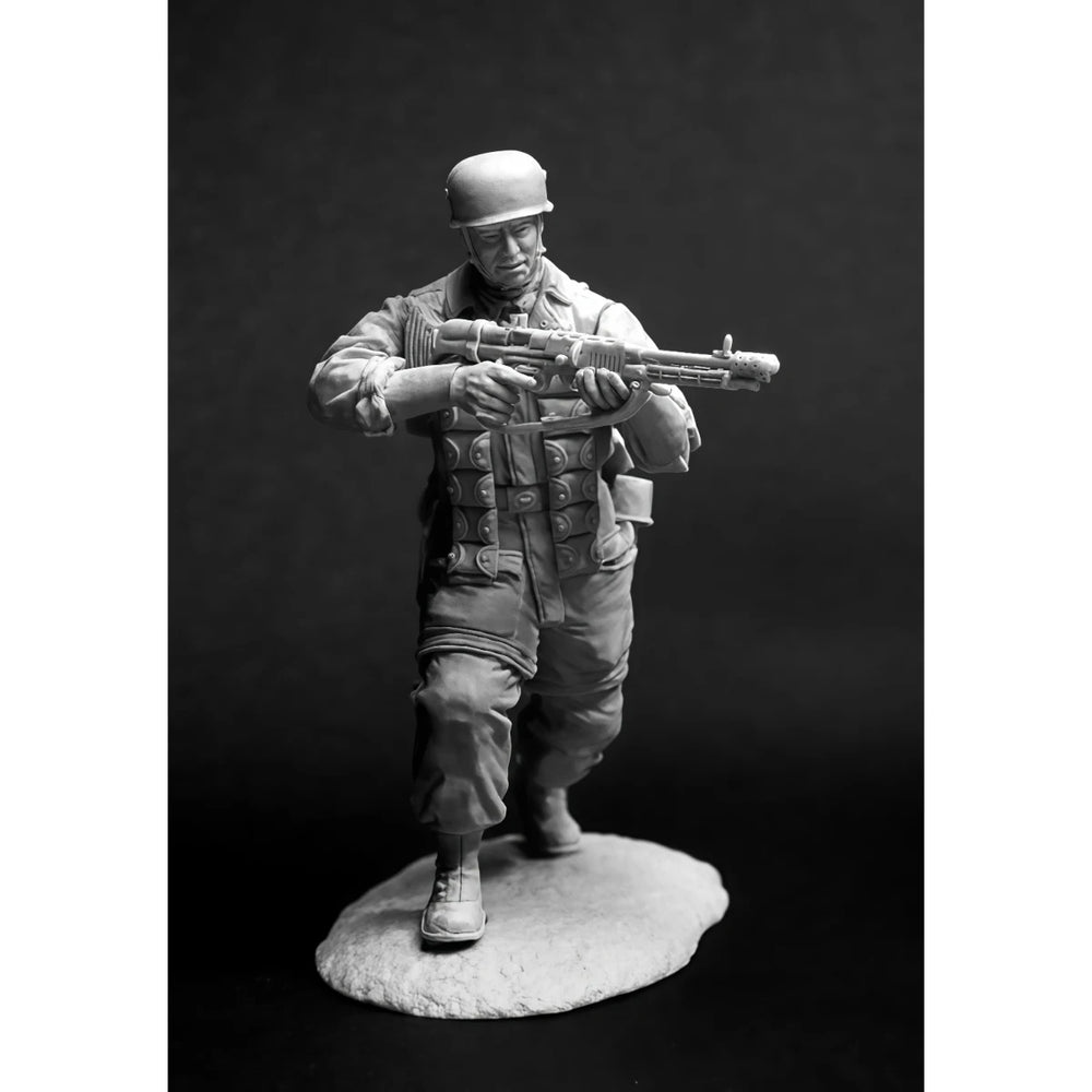 54mm WWII German Paratrooper, Resin Model Figure Kit, Unassembled and Unpainted