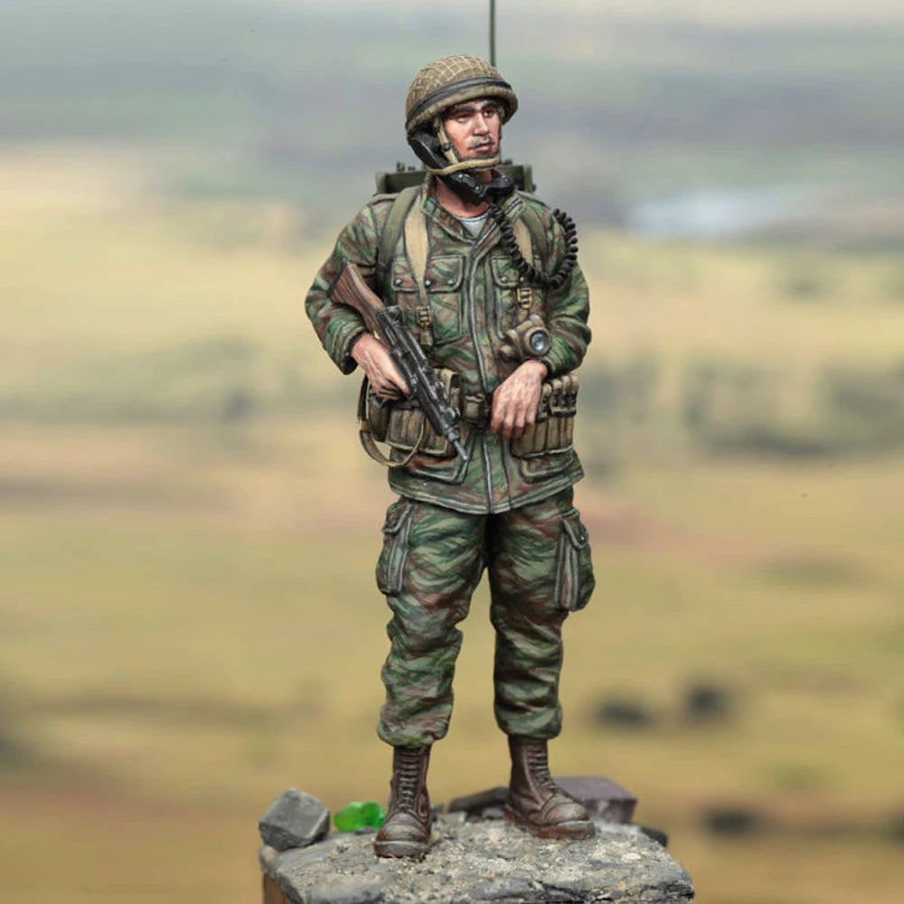 1/35 Modern Israeli Paratrooper, Resin Model Figure Kit, Unassembled and Unpainted