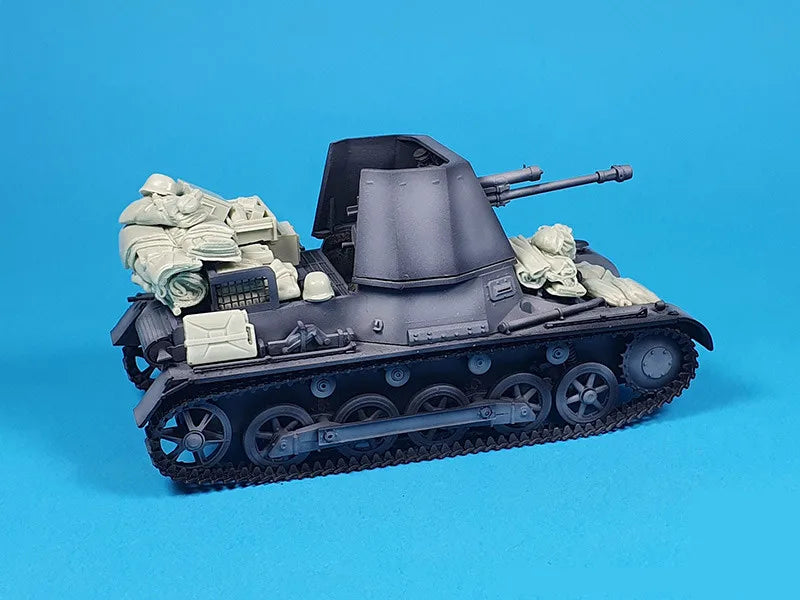 1/35 WWII German Tank Destroyer, 14 Figures, Resin Model Vehicle Kit, Unassembled and Unpainted