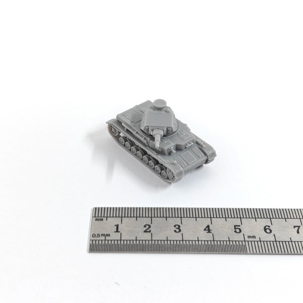1/144 WWII Panzer IV Ausf.A Tank, Resin Model Vehicle Kit, Unassembled and Unpainted