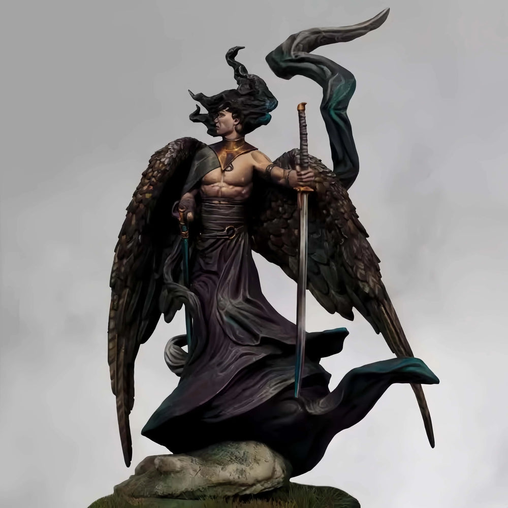 1/24 Winged Warrior Woman, Resin Model Figure Kit, Fantasy Theme, Unassembled and Unpainted