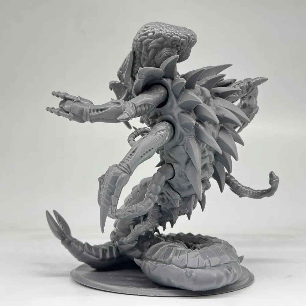 Alien Creature, Resin Model Figure Kit, Sci-Fi Theme, Unassembled and Unpainted