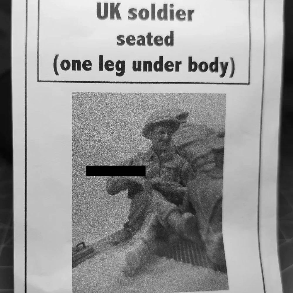 1/35 WWII British Rifleman Charging Forward, Resin Model Figure Kit, Unassembled and Unpainted