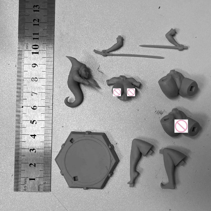 1/24 Golden Bikini Pinup, Resin Model Figure Kit, Unassembled and Unpainted