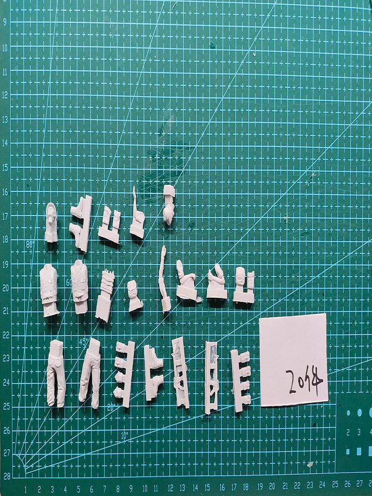 1/35 Vietnam War US Radio Team, 2 Figures, Resin Model Figure Kit, Unassembled and Unpainted
