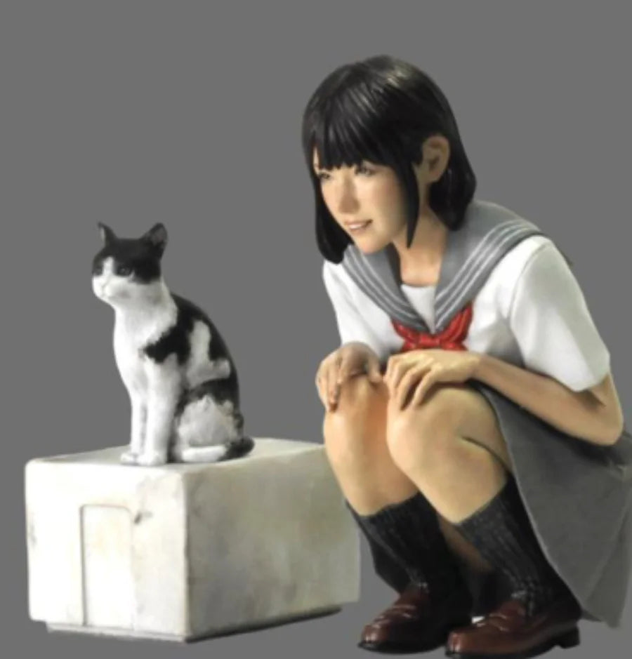 1/20 Girl with Cat, Resin Model Figure Kit, Anime Theme, Unassembled and Unpainted