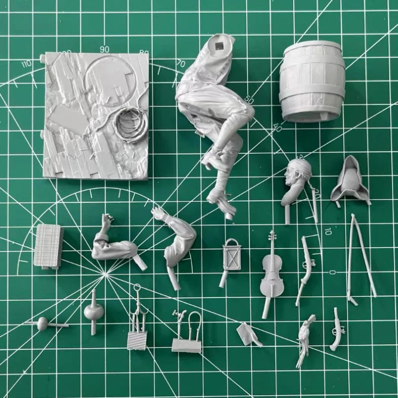 1/24 Pirate Musician with Violin, Resin Model Figure Kit, Historical Theme, Unassembled and Unpainted
