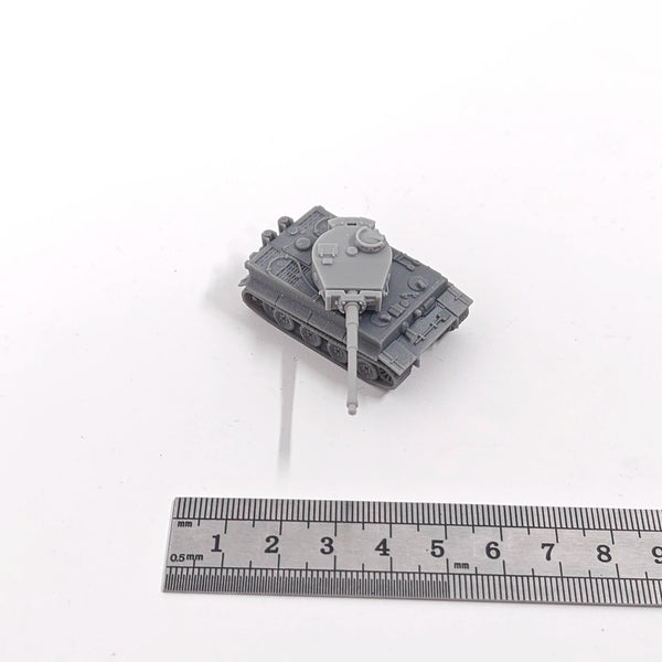 1/144 WWII Panzer VI Tiger I Medium Tank, Resin Model Vehicle Kit, Unassembled and Unpainted