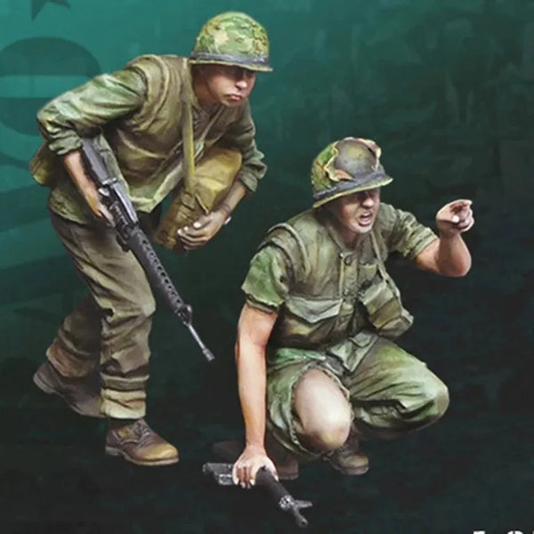 1/35 WWII Allied Combat Infantrymen, 2 Figures, Resin Model Figure Kit, Unassembled and Unpainted