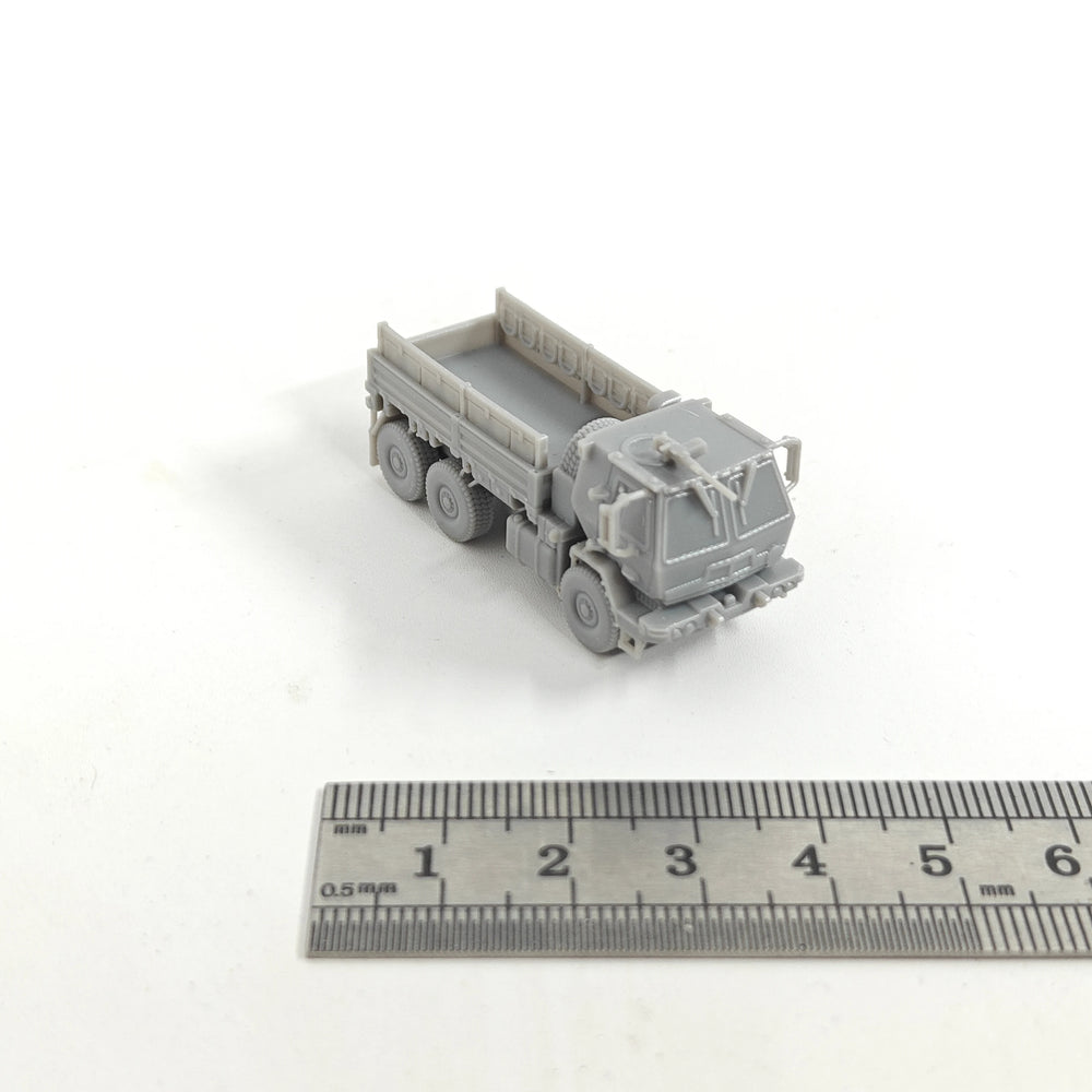 1/144 Modern U.S. M1083 FMTV Cargo Truck, Resin Model Vehicle Kit, Unassembled and Unpainted