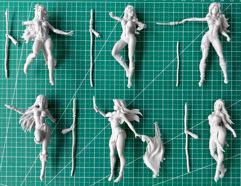 1/24 Spear-Armed Amazon Warriors in Combat Poses, 6 Figures, Resin Model Figure Kit, Fantasy Theme, Unassembled and Unpainted