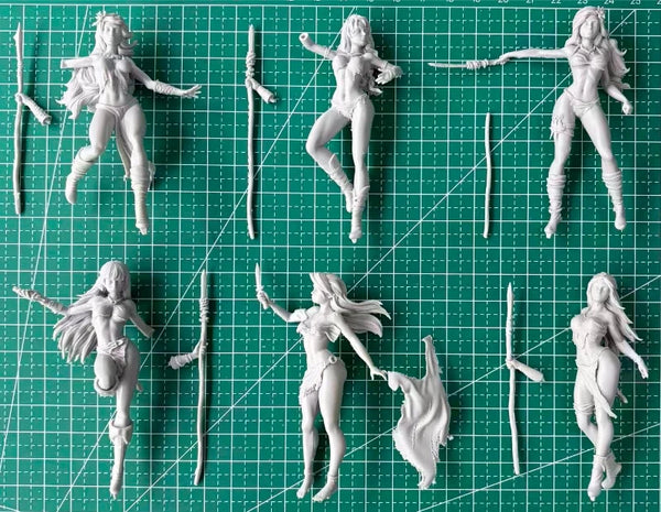 1/24 Spear-Armed Amazon Warriors in Combat Poses, 6 Figures, Resin Model Figure Kit, Fantasy Theme, Unassembled and Unpainted