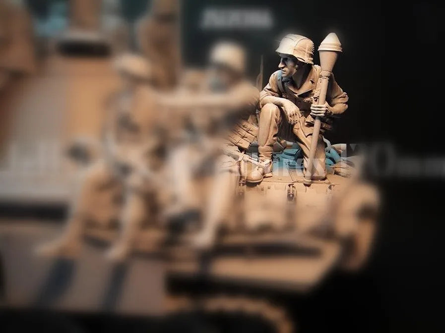 WWII Soldier — 1/16 Resin Figure