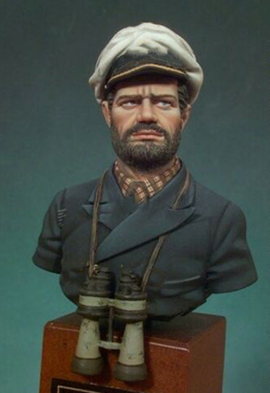 1/10 WWI German Officer, Resin Model Bust Kit, Unassembled and Unpainted