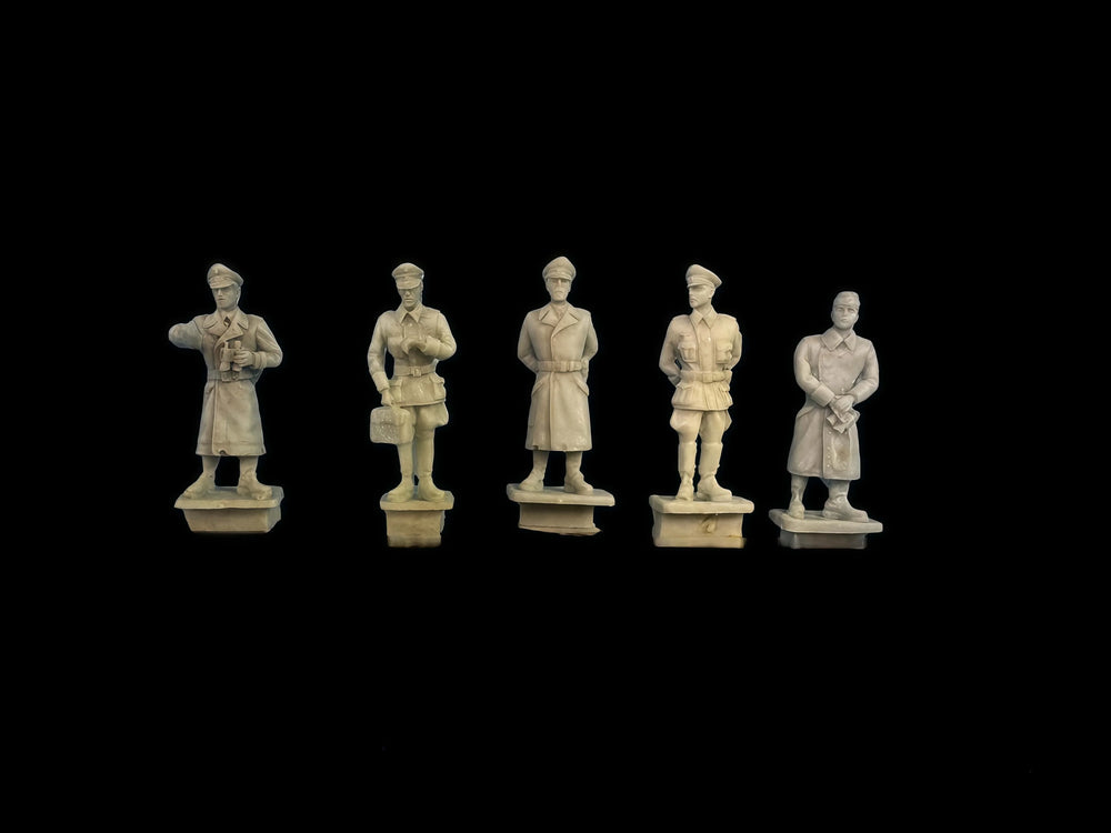 1/72 WWII Commander's Team, 5 Figures, Resin Model Figure Kit, Unassembled and Unpainted
