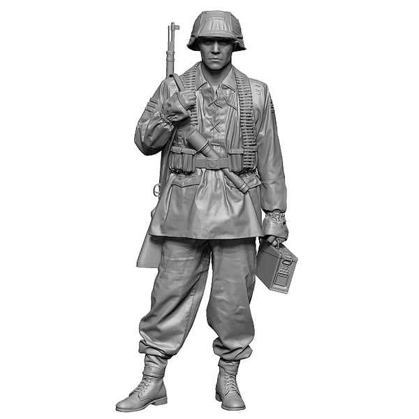 1/35 WWII German Infantry with Entrenching Tool, Resin Model Figure Kit, Unassembled and Unpainted