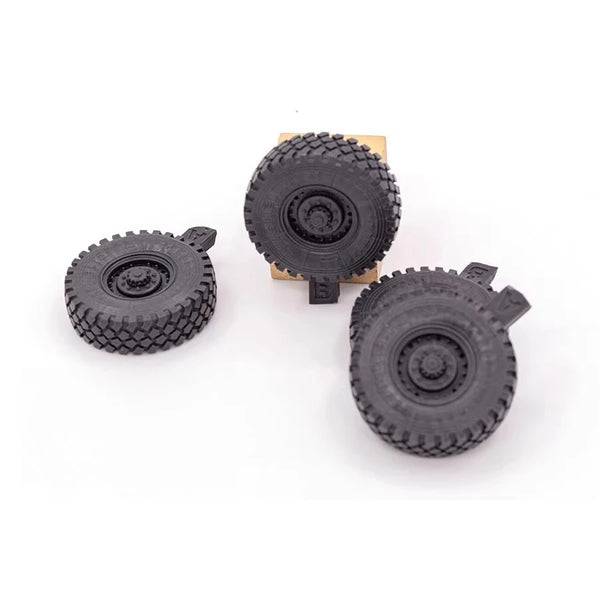 1/35 Modern US M1117 Armored Vehicle Tires, Resin Model Accessory Kit, Unpainted