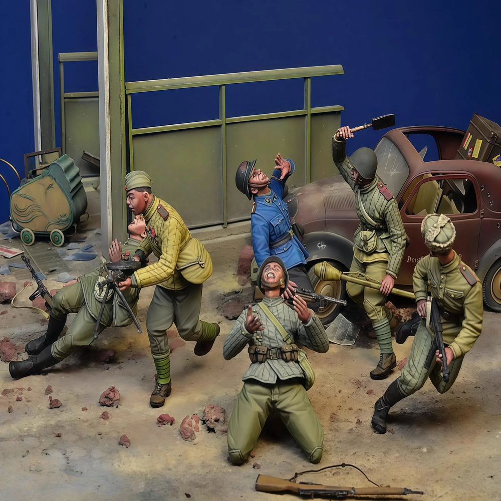 1/35 WWII German Infantry Charging with Bayonets, 6 Figures, Resin Model Figure Kit, Unassembled and Unpainted