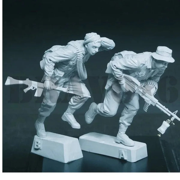 1/35 WWII Allied Infantry Combat, 5 Figures, Resin Model Figure Kit, Unassembled and Unpainted
