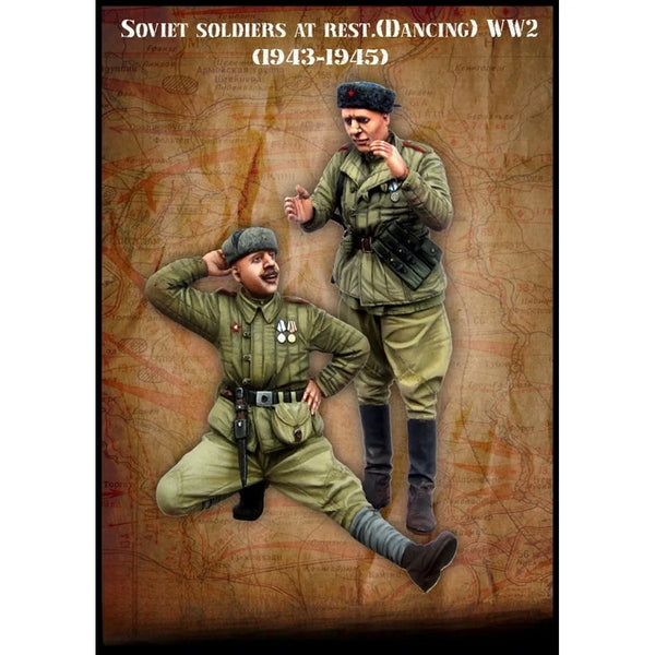 1/35 WWII Soviet Soldiers Resting and Dancing, 3 Figures, Resin Model Figure Kit, Unassembled and Unpainted