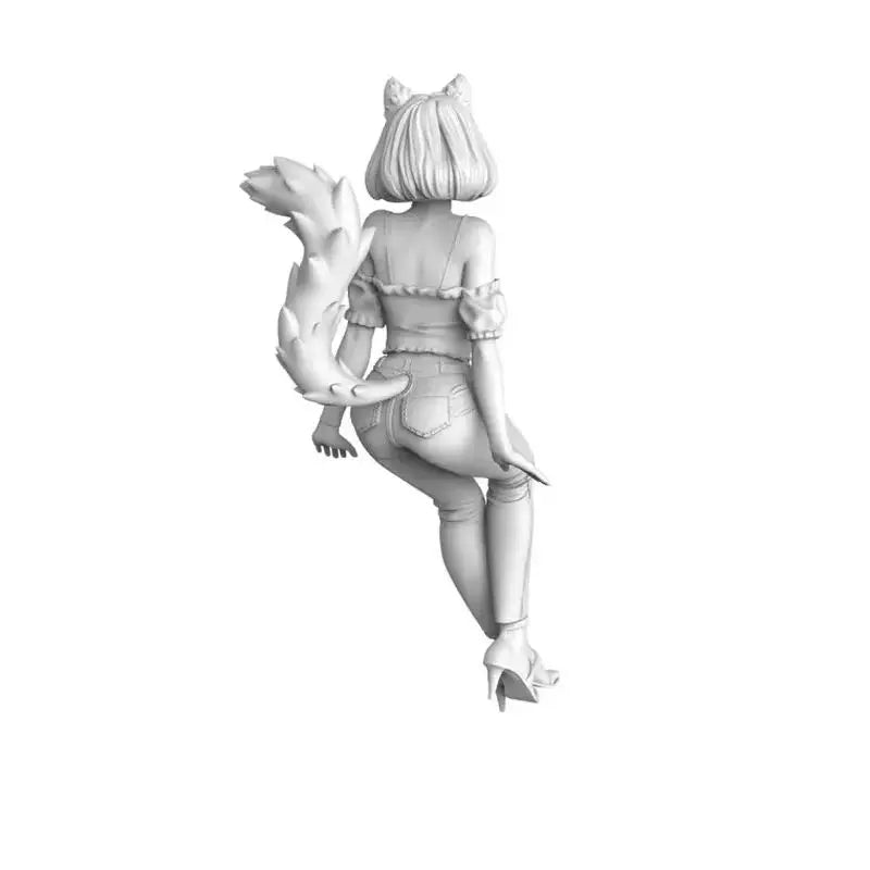 1/35 Action Girl with Fox Companion, Resin Model Figure Kit, Anime Theme, Unassembled and Unpainted