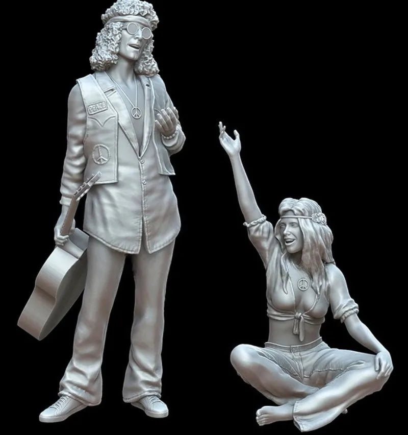 1/35 Modern 1960s Hippie Guitarist and Girl, 2 Figures, Resin Model Figure Kit, Unassembled and Unpainted