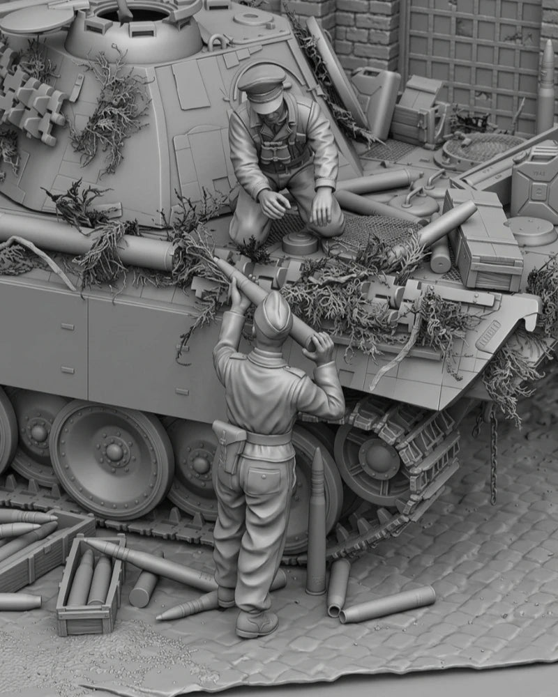 1/35 WWII Tankers Ammo Supply, 2 Figures, Resin Model Figure Kit, Unassembled and Unpainted