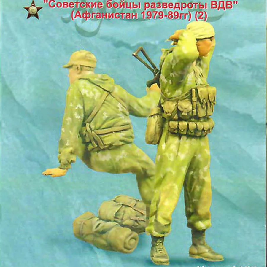 1/35 Cold War & Cold War Soviet Airborne, 2 Figures, Resin Model Figure Kit, Unassembled and Unpainted