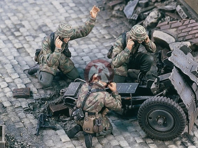 1/35 WWII Paratrooper Mortar Crew, 3 Figures, Resin Model Figure Kit, Unassembled and Unpainted