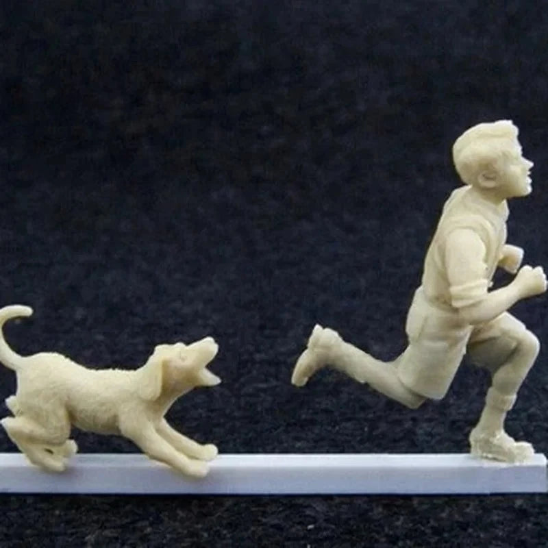 1/35 Boy and Dog, 2 Figures, Resin Model Figure Kit, Historical Theme, Unassembled and Unpainted