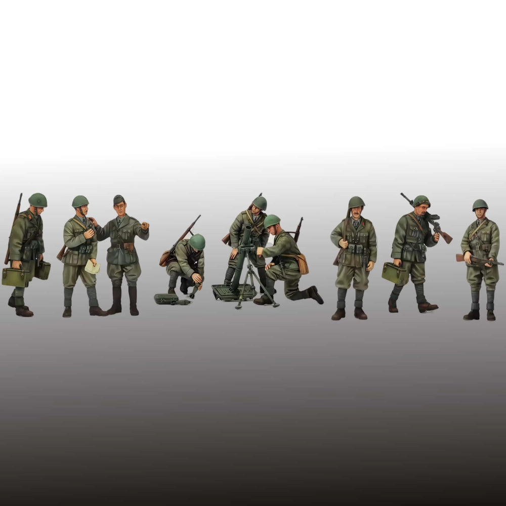 1/35 WWII German Infantry Squad Advancing with Rifles, 9 Figures, Resin Model Figure Kit, Unassembled and Unpainted