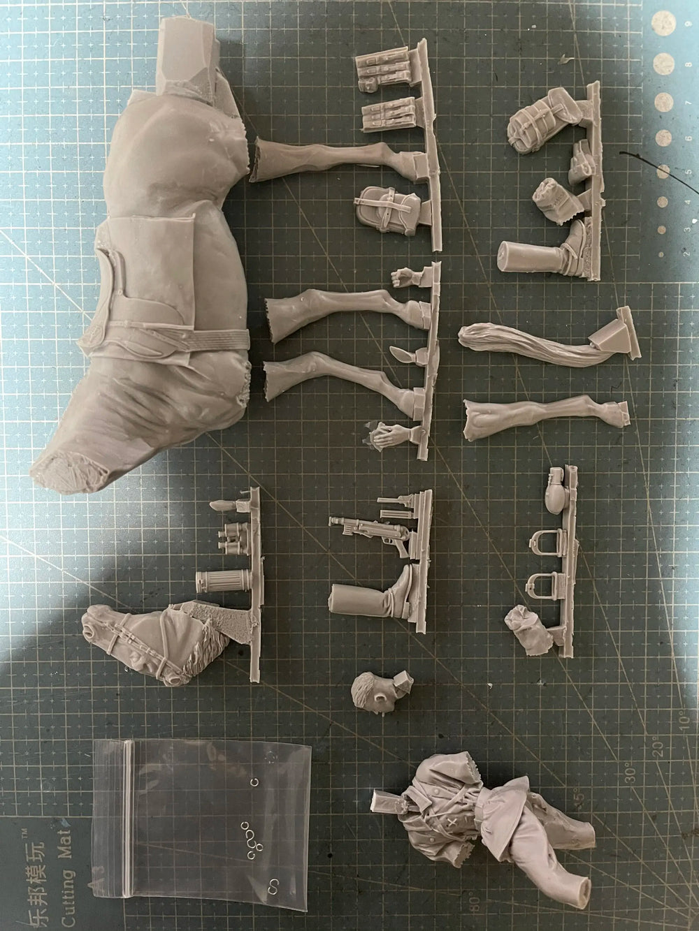 1/16 Napoleonic Cavalry Officer Mounted, Resin Model Figure Kit, Unassembled and Unpainted