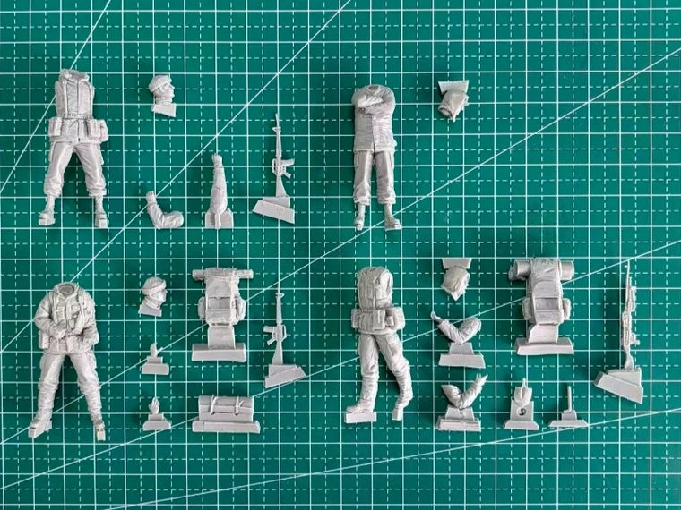1/35 Modern British Marines, 4 Figures, Resin Model Figure Kit, Unassembled and Unpainted