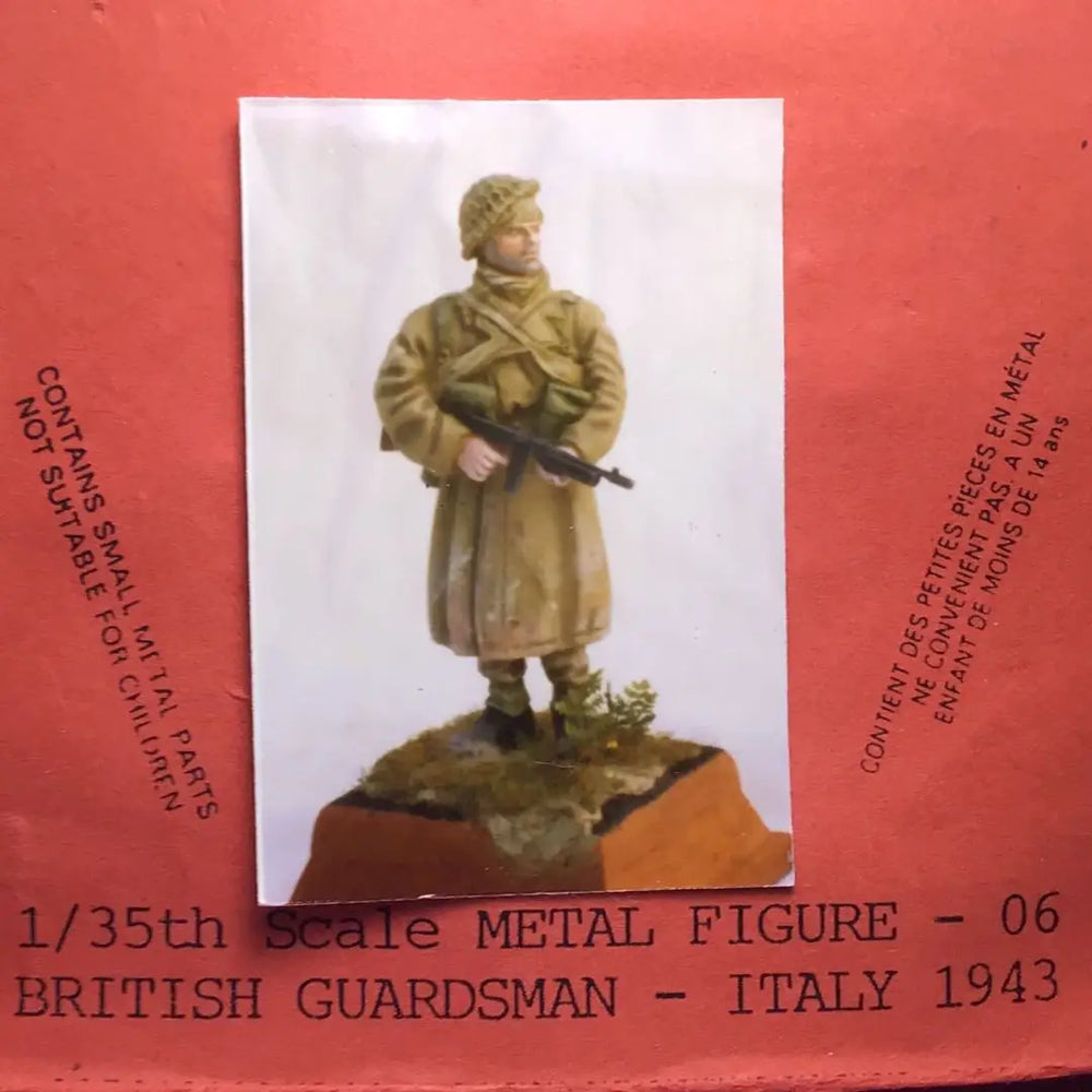 1/35 WWII British Guardsman, Resin Model Figure Kit, Unassembled and Unpainted
