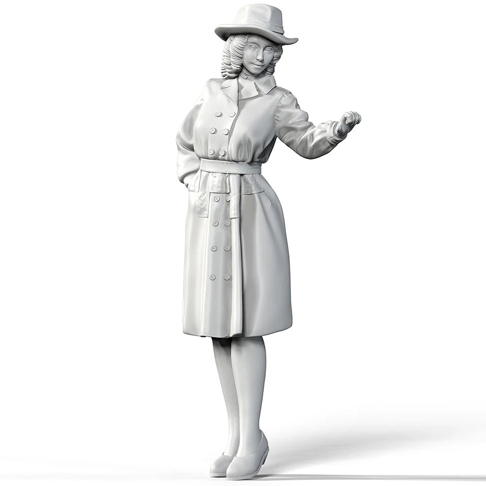 1/35 WWII Civilian Woman in Fedora and Coat, Resin Model Figure Kit, Unassembled and Unpainted