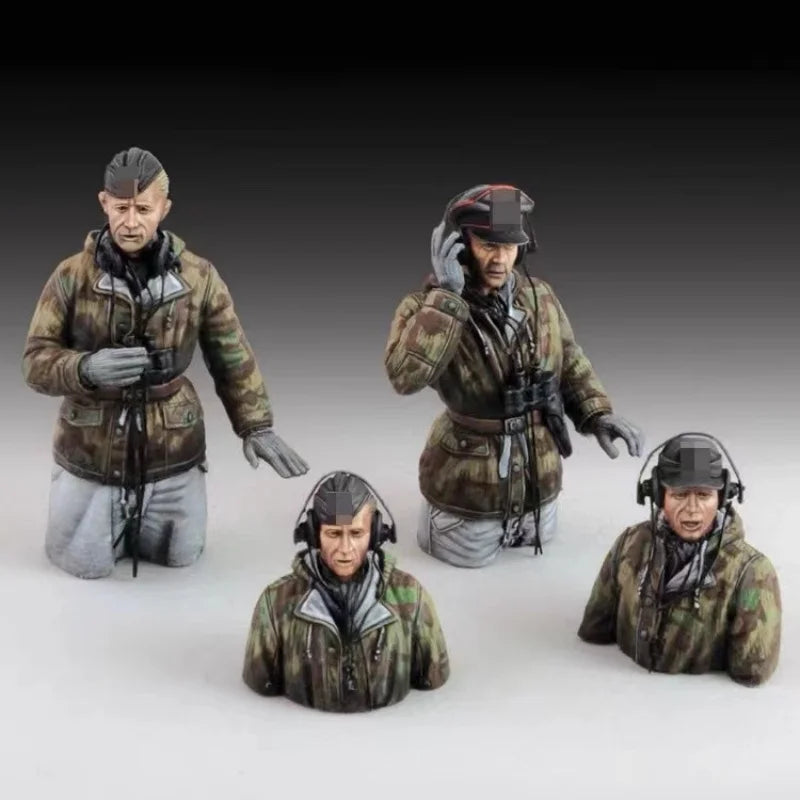 1/35 WWII German Panzer Crew in Turret, 4 Figures, Resin Model Figure Kit, Unassembled and Unpainted