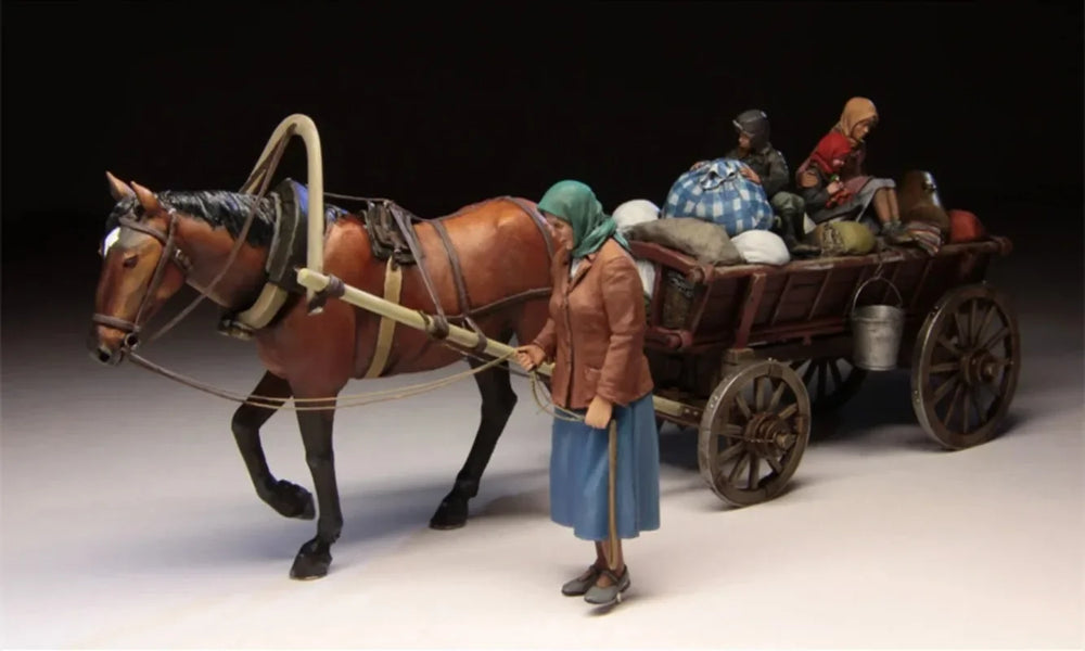 1/35 WWII Russian Refugees, 6 Figures, Resin Model Diorama Kit, Unassembled and Unpainted