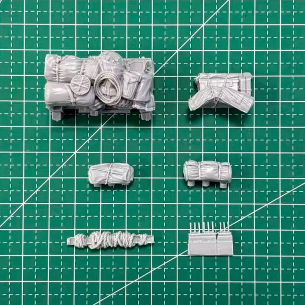 1/35 WWII Military Jeep with Stowage, Resin Model Vehicle Kit, Unassembled and Unpainted