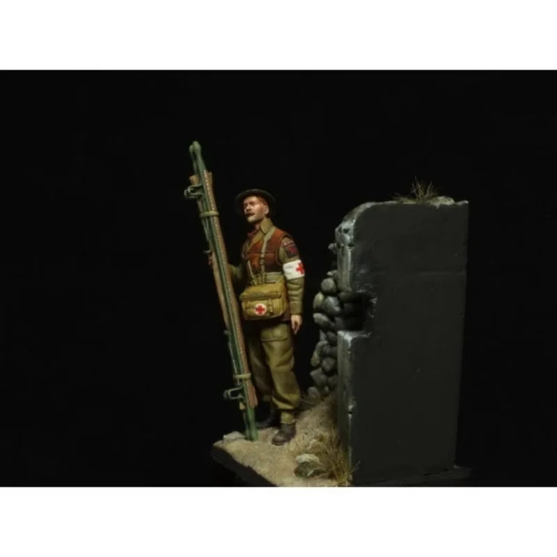 1/35 WWI British Soldier Trench, Resin Model Figure Kit, Unassembled and Unpainted