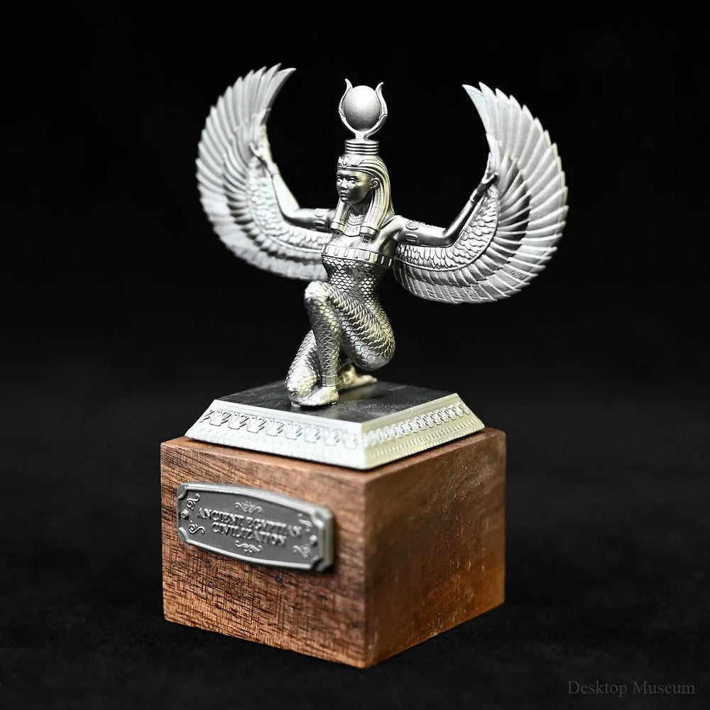 90mm Ancient Egyptian Goddess Isis, Resin Model Bust Kit, Unassembled and Unpainted