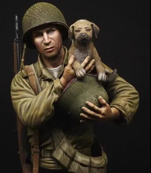 1/10 WWI British Soldier with Dog, Resin Model Figure Kit, Unassembled and Unpainted
