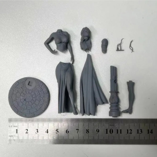 1/24 Ancient Greek Goddess Warrior, Resin Model Figure Kit, Unassembled and Unpainted